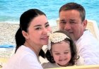 «Еркек түзу жүруге тиісті емес, әйел көну керек»: Тамар Асардың сөзі елдің ашуын тудырды (ВИДЕО)