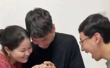 «Үмітімді ақтады»: білім грантын иеленген жастардың қуанышы жұртты жылатты