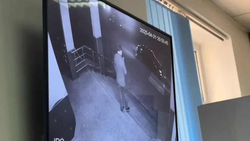 «Бес рет оқ атқан»: Берденовке қастандық жасалған сәттің видеосы көрсетілді