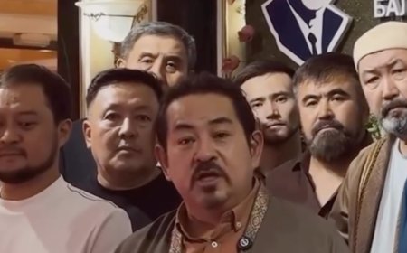 «Біздің ұжымға сынақ түсті»: Бір топ театр актеры халықтан көмек сұрады (ВИДЕО)