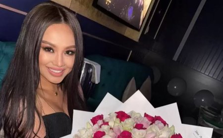 «Әрқашан жаныңдамын»: Шерхан Қалмұрзаның анасы жазған жазба талқыға түсті