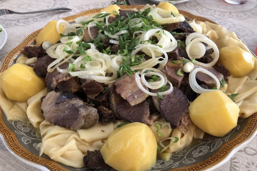 Махачкалалық жалаңаш жігіттердің суреттері