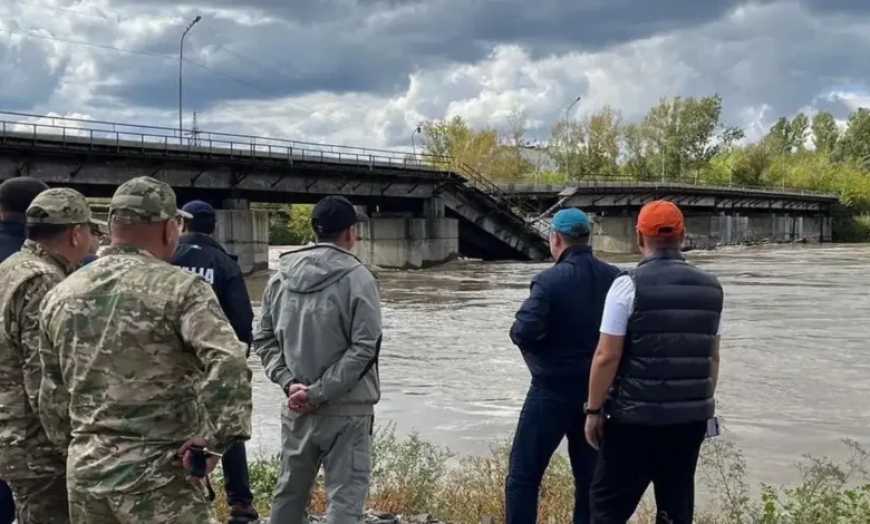 Өскеменде 600 миллионға жөнделген көпір қирап қалды