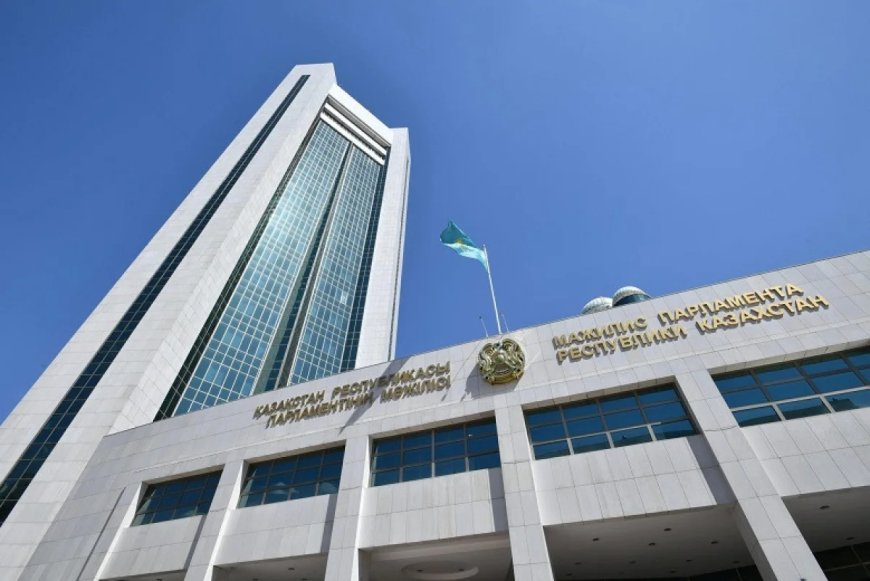 Президент бір палаталы Парламент құру мәселесін көтерді