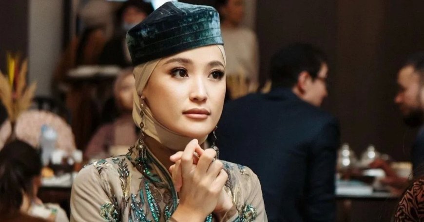 «Құдайдан қаша алмайсың!»: Мөлдір Әуелбекова бұрынғы күйеулеріне ренішін айтты