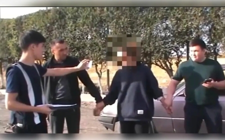Алматыдан Талдықорғанға жолға шыққан бойжеткенді полиция ұстап әкетті
