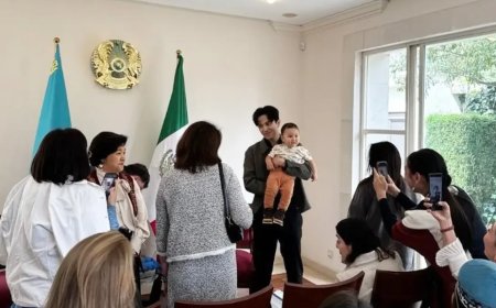 Димаш Құдайберген Мехикода бүлдіршіннің тұсауын кесті