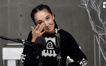 «Сотқа беремін»: Блогер Әлия Әшім Абай мен Тоғжанға қатысты әзілін еске алып жылап қалды (ВИДЕО)