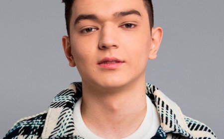 «Артымыздан үргендер үре берсін»: Қазақстандағы концерттері жаппай тоқтатылған ресейлік әнші күтпеген мәлімдеме жасады