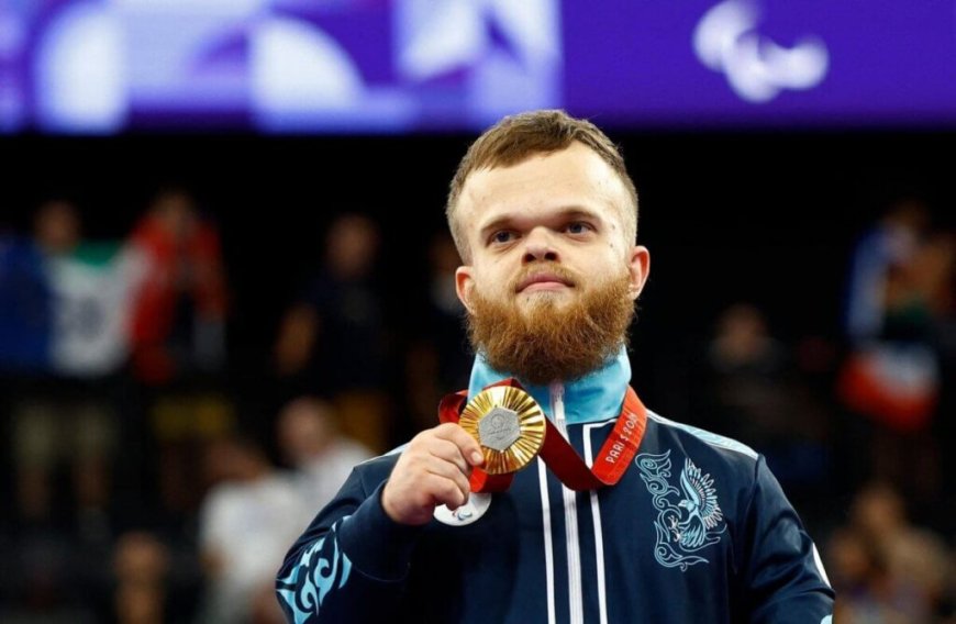 Давид Дегтярёв үш дүркін әлем чемпионы атанды