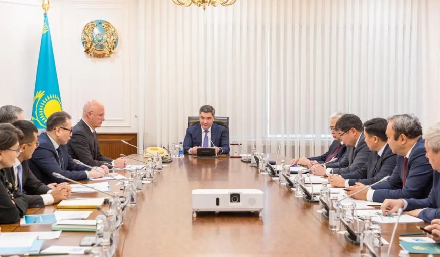 Құрылыс компаниялары үй бағасын үш жыл өсірмеуге міндеттелді – Үкімет