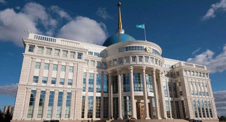 Мемлекет басшысы Қазақстан халқын Республика күнімен құттықтады