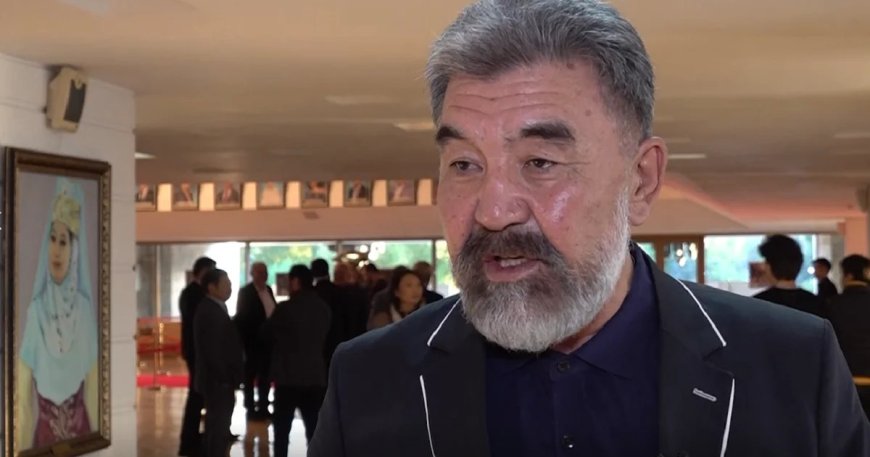 «Мойныма алып, түрмеге отырдым»: танымал әртіс өміріндегі ауыр жағдай туралы айтты