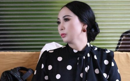 «Есіңді жи!»: Қарақат Әбілдина Қабатовтың тоқалына шүйлікті