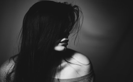 Жоғары сот трансгендерлерге төлқұжаттағы жынысын өзгертуге тыйым салды