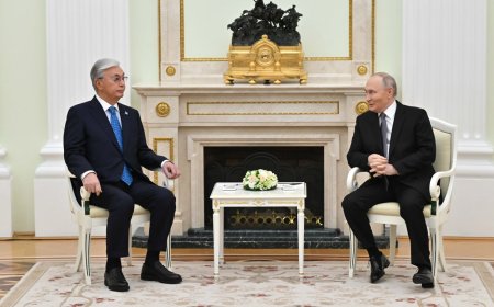 Тоқаев пен Путин бейресми кездесу өткізді