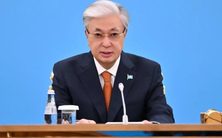 Жетісайдағы өрт: Президент қаза тапқандардың отбасыларына көңіл айтып, тергеу жүргізуді тапсырды