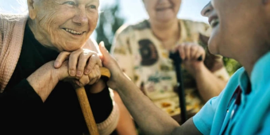 Атырауда ақырзаман туралы діни кітапша таратқан зейнеткер ұсталды