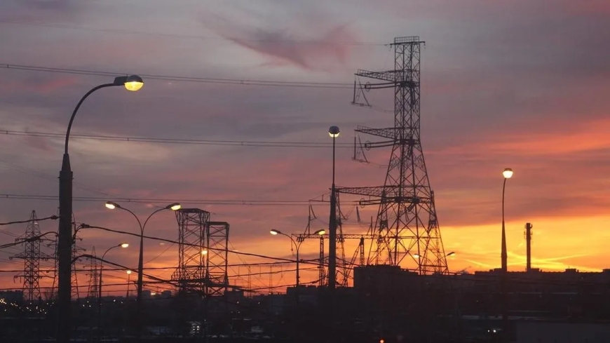 Алматының бірнеше шағынауданы кешеден бері жарықсыз отыр