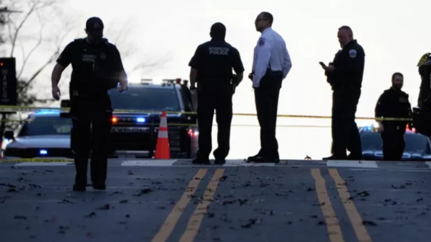 «Террорлық шабуыл»: Ақ үй маңында атыс болды