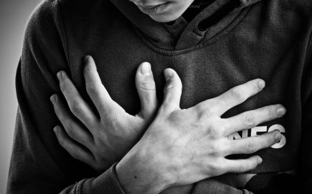 Ақтөбеде оқушы анасын өлтіріп, әжесін пышақтап тастаған