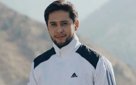 Танымал актер түрмеден шыға сала әкесіне көлік сыйлады