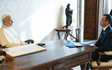 Тоқаев Рим папасын Қазақстанға шақырды