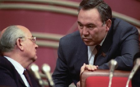 «Назарбаев әскер кіргізуді сұрады»: Болат Әбілов желтоқсанға қатысты құпияның бетін ашты