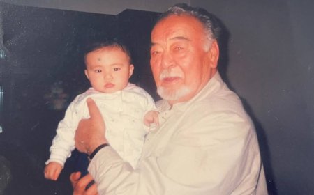 "Жүрегімнің ішіндегі жүрегім": Асанәлі Әшімовтің қызы сағыныш жазбасын жариялады