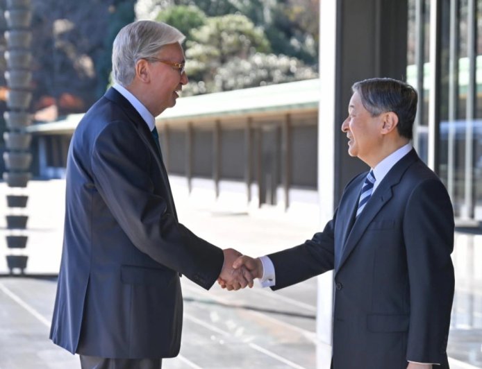 Мемлекет басшысы Жапония Императорының сарайына барды