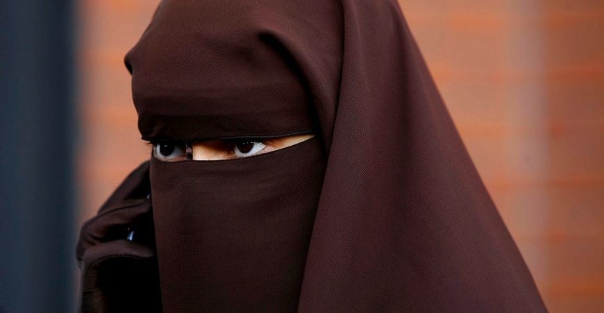 Қоғамдық орындарда ниқаб киетіндерге жаза қолданылатын болды