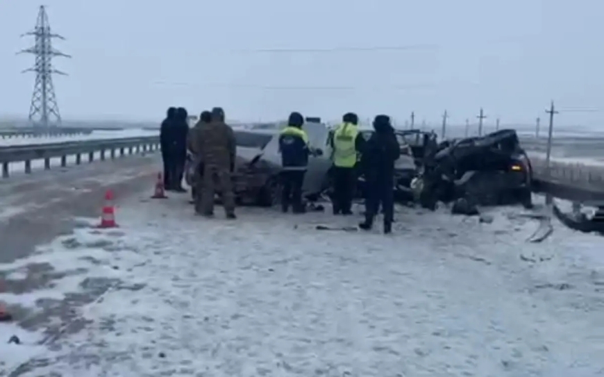 Ақмола облысында қатарынан 7 көлік жол апатына ұшырап, бір адам қаза болды