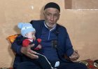 «Арманым орындалды»: 70 жастағы ақсақал жеті қыздан кейін ұлды болды