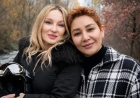 «Біз бармыз, біз аман қалдық»: Алагөзовтің экс-жары Сатаевтың бұрынғы жұбайына араша түсті