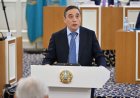 Дихан Камзабекұлы предложил четко обозначить в Конституции светскость системы образования и культуры