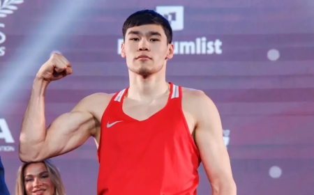 «Жабылып кетті». Аққалықов Ташкенттегі жаттығудағы өзбек боксшыларымен қақтығыс туралы айтты