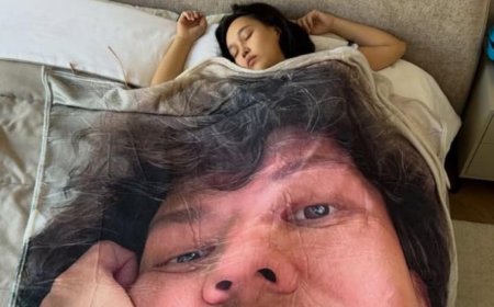 «Мына көрпемен түнде бастырыласың ғой»: Айжұлдыздың күйеуінен жұртты күлдірген тосын сый