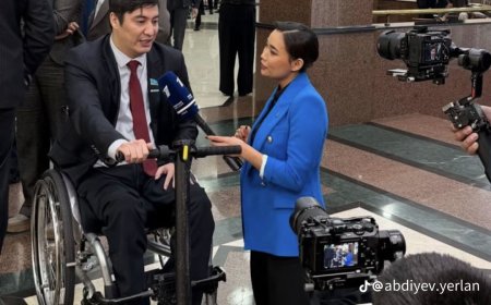 «Құрмет пен теңдікті көрдім»: Журналистің әрекеті көпшілікті сүйсіндірді