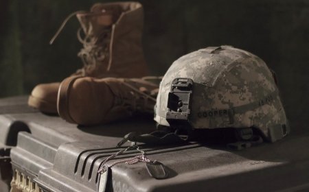 Шығыс Қазақстанда сарбаз қаза тапты: Қорғаныс министрлігі «өзіне оқ атты» нұсқасын алға тартты