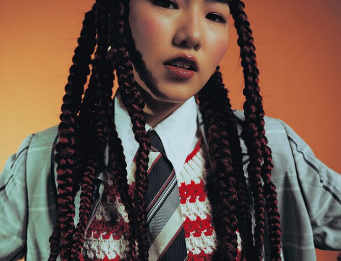 Yenlik COLORS жобасындағы алғашқы қазақстандық әнші атанды