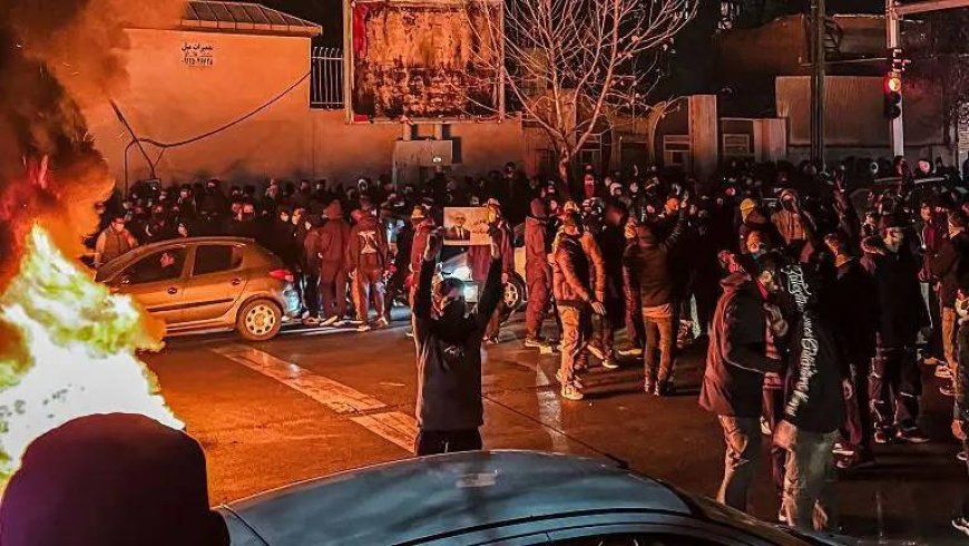 Ирандағы шеруде 500-ден астам адам қаза тапты: Жағдай ушығып тұр