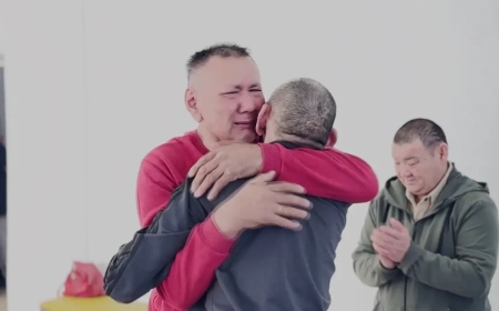 Бір-бірін жарты ғасыр бойы іздеген бауырлар Оралда қауышты