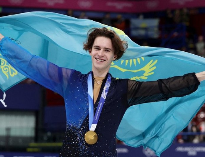 «Шайдоровтың алтыны– елдің жетістігі емес»: Танымал жазушы мәлімдеме жасады