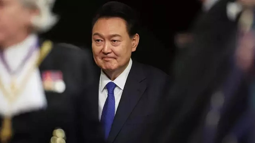 Оңтүстік Кореяның экс-президенті өмір бойына бас бостандығынан айырылды