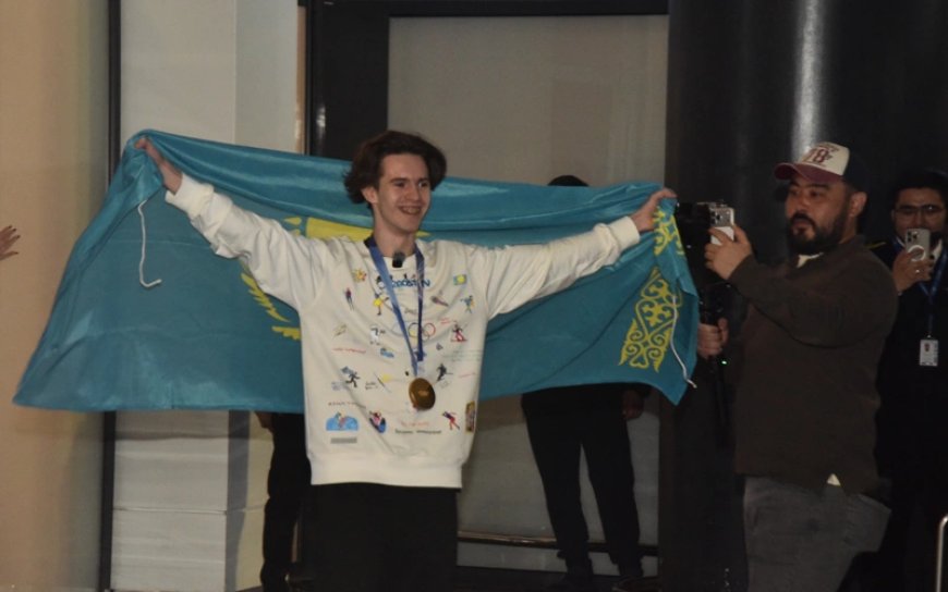 Олимпиада чемпионы Михаил Шайдоров елге оралды