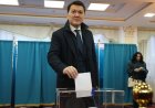 Мемлекеттік кеңесші Ерлан Қарин референдумда дауыс берді