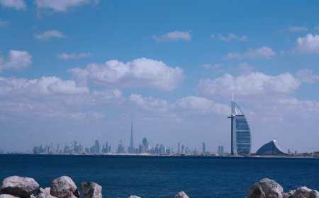 «Ешкім далада қалған жоқ»: Араб жеріндегі қазақстандықтардың жағайы белгілі болды