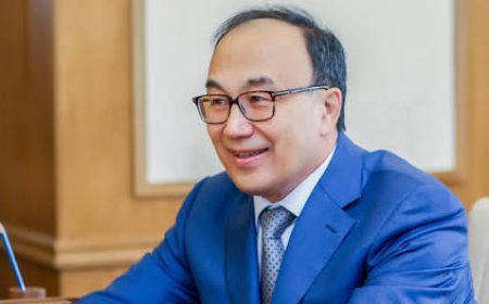 «Олимпиада чемпионы жаттыққан кешенді неге 38 есе арзанға саттыңыз?»: Журналист ЕҰУ ректорынан жауап талап етті