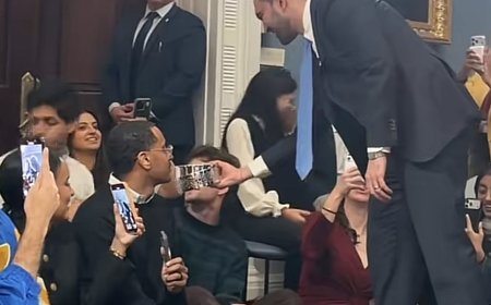 Нью-Йорк әкімшілігінде алғаш рет ауызашар берілді (ВИДЕО)