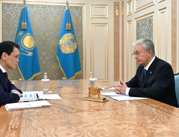 Бағдат Мусин Тоқаевқа "Қазақтелекомның" жұмысы туралы есеп берді